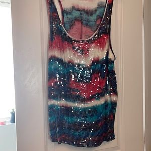 Sequin tank